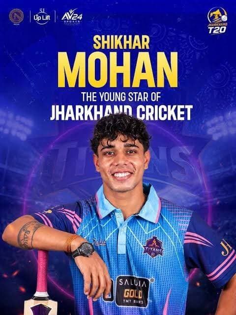 रांची के शिखर मोहन का भारतीय क्रिकेट टीम में चयन हुआ है। उनके पिता सूरज मोहन जो पेशे से अधिवक्ता हैं, वह भी अपने जमाने के तेज गेंदबाज़ रहे हैं। शिखर सिर्फ़ धोनी के शहर से नहीं हैं बल्कि शिखर ने भी धोनी की तरह JVM श्यामली से पढ़ाई की है और जिस ग्राउंड ने धोनी को तैयार किया था उसी मेकॉन ग्राउंड में वे तैयार हुए हैं। शिखर बाएं हाथ के धाकड़ बल्लेबाज हैं। फिलहाल ये न्यूजीलैंड के खिलाफ टेस्ट मैच में भारत के लिए खेलेंगे।