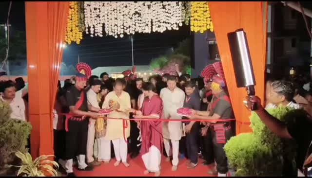 मैहर,बागेश्वर धाम सरकार ने रात 12 बजे पंडित धीरेंद्र कृष्ण शास्त्री स्पोर्ट्स एरीना का किया उद्घाटन