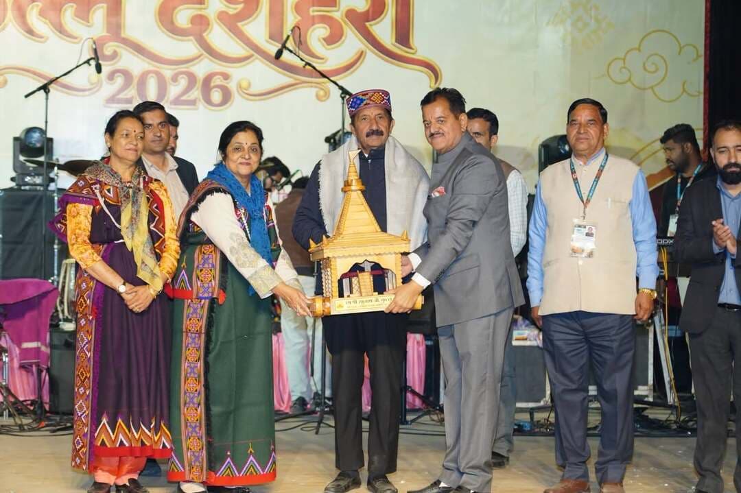अंतरराष्ट्रीय कुल्लू दशहरा की दूसरी सांस्कृतिक संध्या में में पहुंचे डिप्टी CM मुकेश अग्निहोत्री, लोक संस्कृति की छटा से सजा महोत्सव
