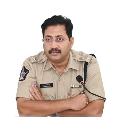పార్వతీపురం: పార్వతీపురం మన్యం జిల్లా: నామినేషన్ల కేంద్రాల వద్ద ఎస్పీ కీలక ఆదేశాలు