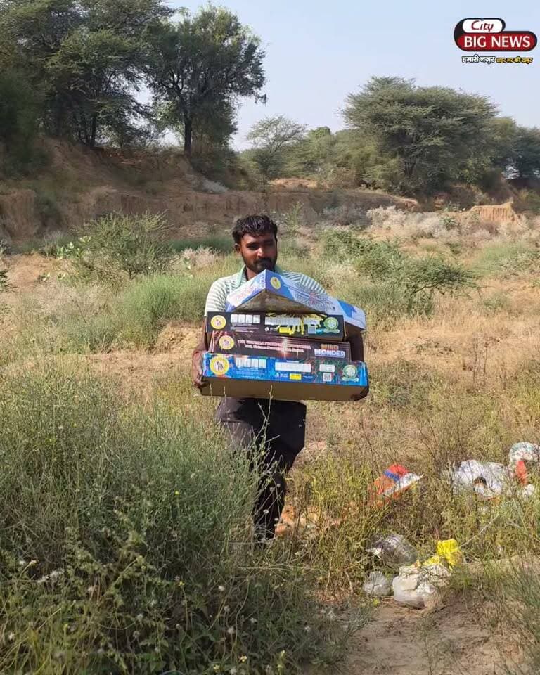 महंगे पटाखे बिल्कुल सस्ते रेट मे साथ मे इलेक्ट्रिक स्कूटी जितने का शानदार मौका