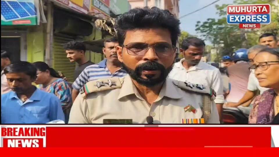 রাজধানী আগরতলার বিদুর কর্তা চমুনিতে অজগর সাপ উদ্ধার। সাপটি একটি গাড়িতে ছিল। কিভাবে গাড়িতে চাপটি আসলো কেউ বলতে পারেনা। পরবর্তী সময় বন দপ্তরের কর্মীরা এস এ সাপটিকে উদ্ধার করে নিয়ে গেল।