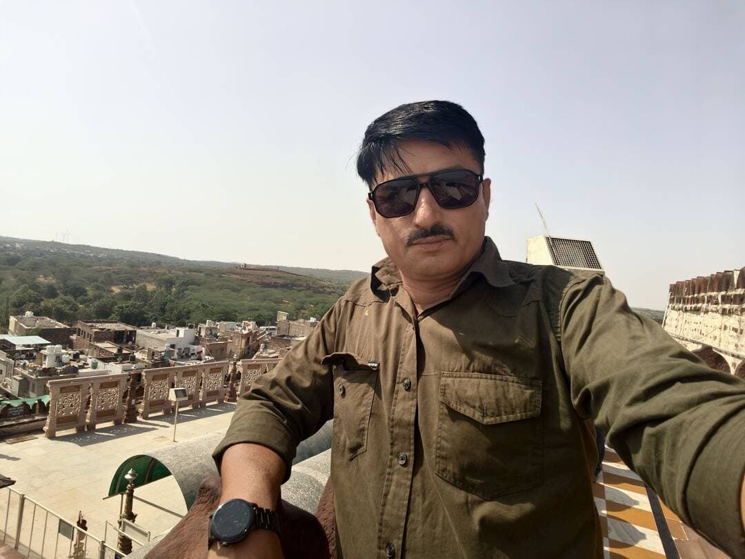 Location कहा की हॆ ? आप बता दे