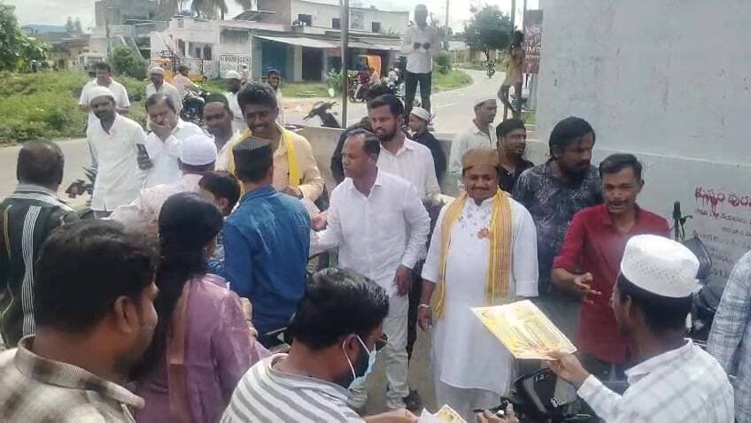 కుప్పం: కుప్పం మున్సిపల్ ఎన్నికల ప్రచారం: టీడీపీ అభ్యర్థి రాజ్కుమార్కు మద్దతు కోరిన నేతలు