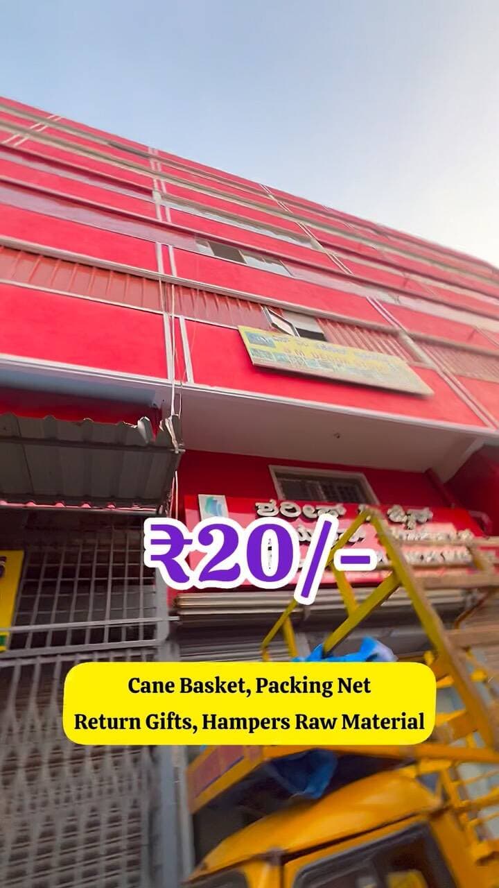 📌 @love_bengaluru
.
.
#hampers #diwalihamper #returngiftideas #hampersonemonth