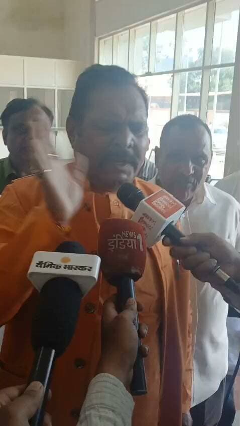 अंकिता भंडारी प्रकरण: भाजपा के पूर्व विधायक सुरेश राठौड़ पहुंचे सीबीआई अदालत। नार्को टेस्ट को लेकर देंगे सहमति!