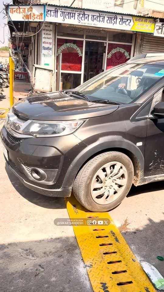 टायर किलर और सिंघम का म्यूजिक, फेल या पास?
#SikarSandesh #Sikar #SikarPolice #TyreKiller #traffic