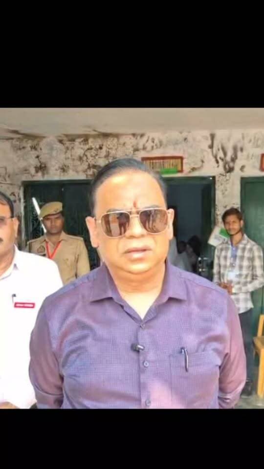 जनपद में मतदान प्रक्रिया सुचारु, पारदर्शी एवं शांतिपूर्ण ढंग से संपन्न हो रही है। जिला निर्वाचन अधिकारी/जिलाधिकारी समीर!!