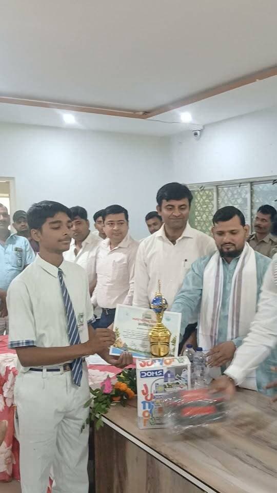 आशीष कुमार को किया गया सम्मानित #bdbiharjharkhand