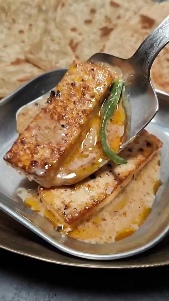 পাঁচ থেকে দশ মিনিটে পনিরের একটা দুর্দান্ত রেসিপি ।।