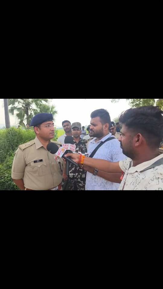गया में दो अपराधियों के एनकाउंटर के बाद पत्रकार ने एसपी से ऐसा सवाल पूछा, जिसका जवाब जानना हर किसी के लिए जरूरी है। आखिर अपराधियों के पास इतनी आसानी से हथियार कहां से आ रहे हैं? देखिए, एसपी ने इस सवाल पर क्या जवाब दिया।
🎥 वीडियो क्रेडिट: समर राठौर