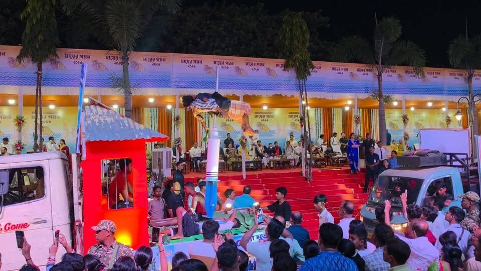 আগরতলা মায়ের গমন অনুষ্ঠানে উপচে পড়া ভিড়
#মায়েরগমন #দুর্গাপুজো #আগরতলা #ত্রিপুরা #RisingTripura