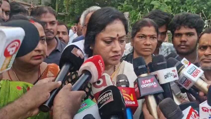 ବାଲେଶ୍ବର ସଦର: ଜଳେଶ୍ୱର ନାବାଳିକା ହତ୍ୟାକାଣ୍ଡ: ଉଚ୍ଚସ୍ତରୀୟ ତଦନ୍ତ ଦାବି କଲା ବିଜେଡି
