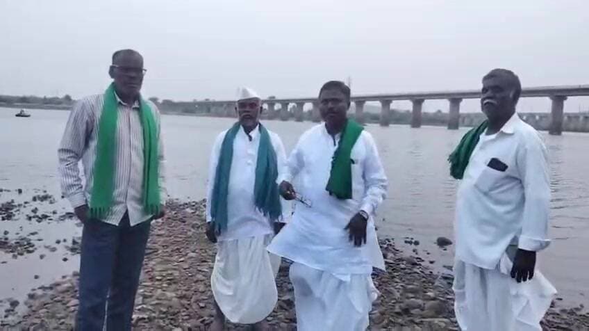 ನಿಡಗುಂದಿ: ತೆಲಂಗಾಣಕ್ಕೆ ನೀರು ಹರಿಸುವ ನಿರ್ಧಾರ: ಆಲಮಟ್ಟಿಯಲ್ಲಿ ರೈತರ ಬೃಹತ್ ಪ್ರತಿಭಟನೆಗೆ ಕರೆ