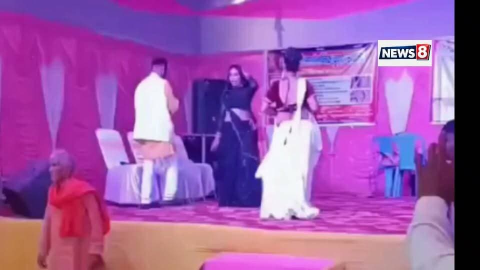 #बेगुसराय:- बेगूसराय में महिला डांसर पर दारोगा ने चलाया हाथ, आयोजक को भी पीटा, भड़की भीड़ तो निकाल दी पिस्टल, एसपी ने दिए पूरे मामले में जांच के आदेश