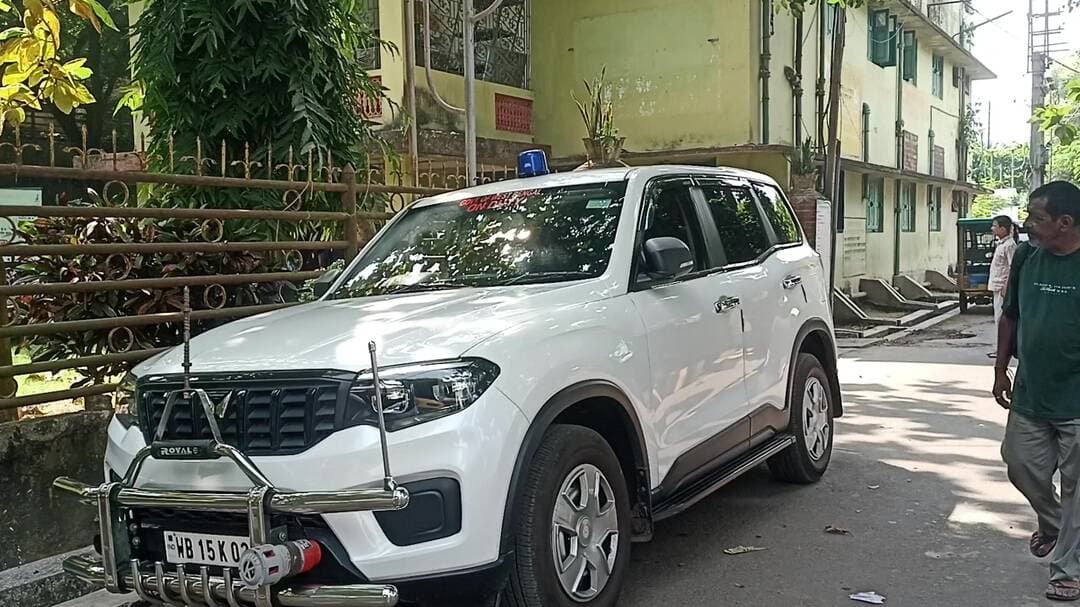 চুঁচুড়া-মগরা: বাঁশবেড়িয়ায় স্বাস্থ্য বীমা কার্ড নিয়ে মহিলা স্বাস্থ্যকর্মীদের বৈঠক