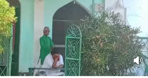 आलापुर: अम्बेडकरनगर मदरसे में मौलवी पर बच्चों से सिर की मालिश कराने के आरोप, जांच का इंतजार