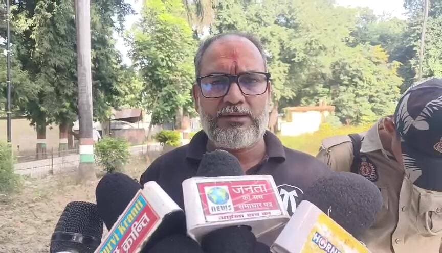 बलिया: बलिया में वेतन भुगतान पर रोक, सुनवाई 29 अक्टूबर को