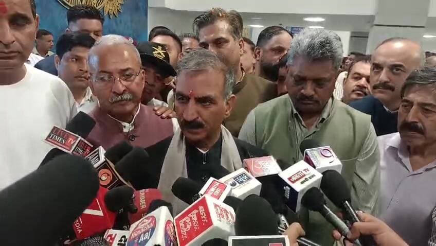 हमीरपुर: सुक्खू ने भाजपा पर लगाया मेडिकल सीटें बढ़ाने में नाकामी का आरोप, जेपी नड्डा से बातचीत की पुष्टि