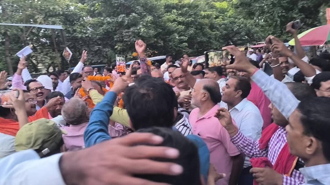 मुशहरी: प्रो. नरेंद्र प्रसाद सिंह ने तिरूर शिक्षक सीट पर 540 मतों से जीत दर्ज की