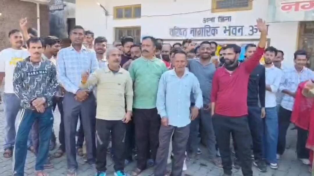 ऊना: दीपावली से पहले उद्योग में ताला, मजदूरों ने मांगा बोनस, जिला प्रशासन से की मदद