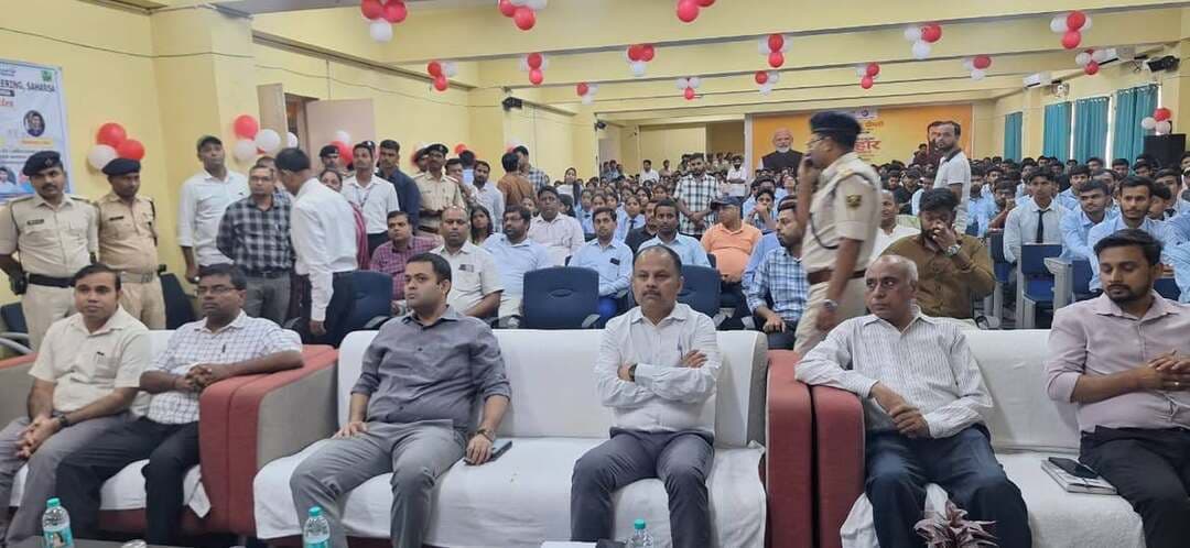 श्री सम्राट चौधरी, माननीय मुख्यमंत्री, बिहार के कर कमलों द्वारा नशामुक्त बिहार अभियान का शुभारंभ कार्यक्रम।
#CMSamrat
#samratchoudhary