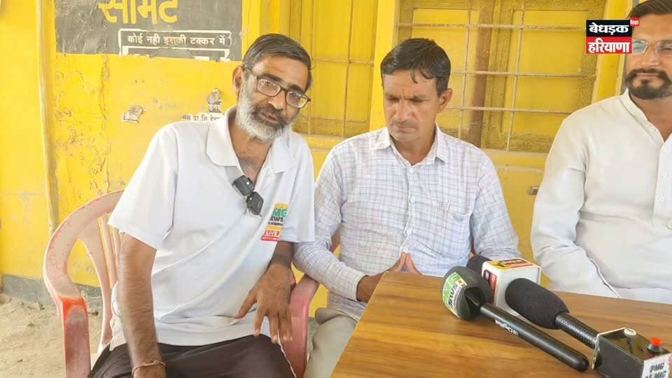 🏏 राष्ट्रीय पत्रकार यूनियन की MPL-2026 महा क्रिकेट प्रतियोगिता का भव्य आयोजन! 🏏
📢 14 से 16 नवंबर 2026 | गाँव ढूकड़ा
राष्ट्रीय पत्रकार यूनियन द्वारा आयोजित पत्रकारों की दूसरी महा क्रिकेट प्रतियोगिता #MPL_2026का आयोजन 14 नवंबर से 16 नवंबर तक गाँव ढूकड़ा में किया जाएगा।
मुझे पूरी यूनियन द्वारा
#MPL अनुशासन समिति का अध्यक्ष नियुक्त करने पर मैं सभी आयोजकों, पदाधिकारियों एवं यूनियन के समस्त पत्रकार साथियों का हृदय से धन्यवाद करता हूँ। 🙏
🏏 खेल ही नहीं, एकता और भाईचारे की मिसाल बनेगी #MPL_2026!
खेल हमारे युवाओं के लिए एक महत्वपूर्ण माध्यम है, जो अनुशासन, सहयोग, संघर्ष और आपसी भाईचारे की भावना को मजबूत करता है। इस प्रतियोगिता में वही पत्रकार साथी भाग ले सकेंगे, जो निर्धारित नियमों और शर्तों को पूरा करेंगे।
📌 अनुशासन समिति का स्पष्ट संदेश
प्रतियोगिता में बनाए गए नियमों में किसी भी प्रकार का बदलाव स्वीकार्य नहीं होगा। नियमों को कमजोर करने के बजाय आवश्यकता पड़ने पर और अधिक सख्त किया जा सकता है, ताकि प्रतियोगिता निष्पक्षता, पारदर्शिता और अनुशासन के साथ संपन्न हो।
यह केवल एक क्रिकेट प्रतियोगिता नहीं है, बल्कि पत्रकारों की एकजुटता, आपसी प्रेम और भाईचारे की ऐसी विरासत लिखने का प्रयास है, जो आने वाली पीढ़ियों को नई प्रेरणा देगी। 💪🤝
📲 #MPL_2026 में खेलने के इच्छुक सभी पत्रकार साथी अपना रजिस्ट्रेशन MPL ऐप पर अवश्य करें।
ऐप एवं रजिस्ट्रेशन से संबंधित जानकारी के लिए MPL के जनक #ताऊ_जगत_परदेशी से इस नंबर पर संपर्क करें:
📞 9467612499
आइए, मिलकर MPL-2026 को पत्रकार एकता, अनुशासन और खेल भावना का ऐतिहासिक उदाहरण बनाएं।
आपका अपना पत्रकार
✍️ #सतबीर_सहारण
🏆 अध्यक्ष, MPL अनुशासन समिति
#MPL2026 #राष्ट्रीयपत्रकारयूनियन #पत्रकारएकता #महाक्रिकेटप्रतियोगिता #ढूकड़ा #पत्रकारक्रिकेट #खेलभावना #भाईचारा #SatbirSaharan