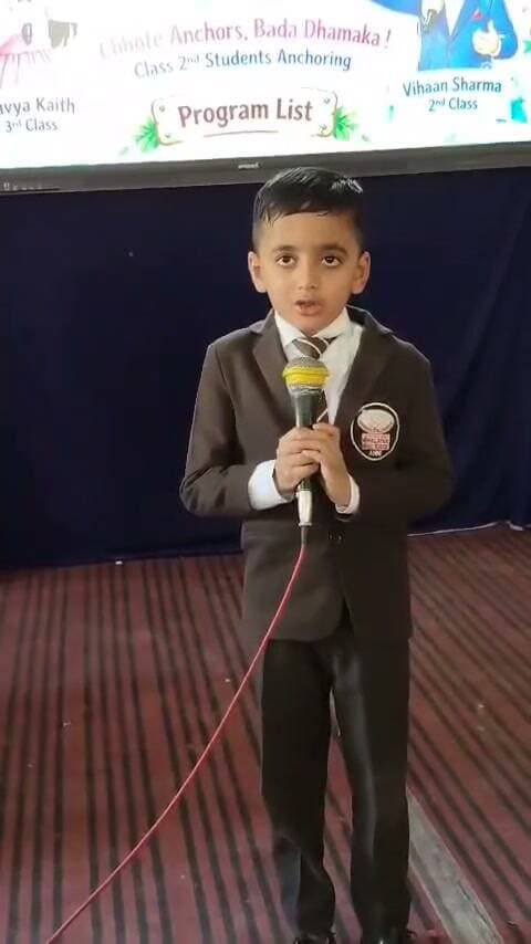 🎶 नन्ही-सी उम्र, सुरीली आवाज़ और भजन में अद्भुत भक्ति! 🙏❤️
हिमालयन मॉडल स्कूल आनी के इस नन्हे बच्चे की मधुर आवाज़ में भजन सुनकर मन प्रसन्न हो जाता है। इतनी छोटी उम्र में इतनी सुंदर गायकी सच में काबिल-ए-तारीफ है। 🌸
ऐसी प्रतिभाओं को प्रोत्साहित करना और आगे बढ़ने का अवसर देना हम सभी की जिम्मेदारी है।
आप भी इस बच्चे की सुरीली आवाज़ सुनिए और कमेंट में अपना प्यार व आशीर्वाद जरूर दीजिए।
#HimalayanModelSchoolAni #Ani #HimachalPradesh #भजन #नन्हीप्रतिभा