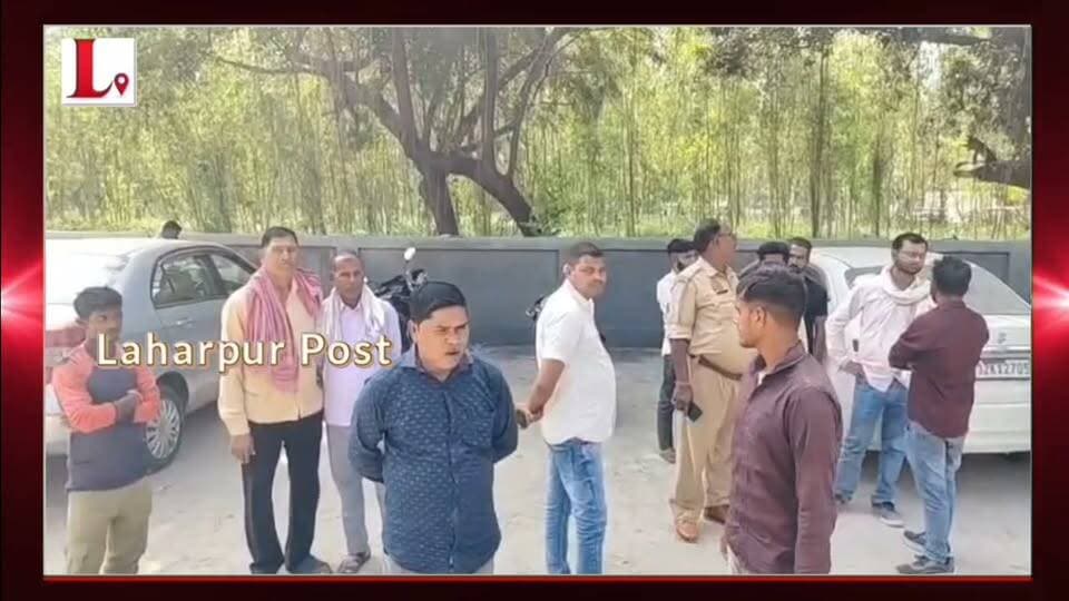 #Sitapur लहरपुर में बन रही फैक्ट्री में क्रेन चालक की अचानक मौत, पुलिस ने कराया पोस्टमार्टम।