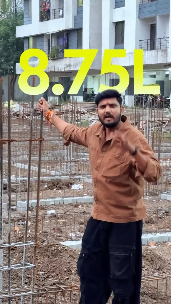 🏡 इंदौर में अपना 2BHK घर खरीदने का शानदार मौका! 😍🔥
भिया… अब सिर्फ ₹8 लाख 75 हजार देकर अपने सपनों का 2BHK फ्लैट बुक करें! 🔑
📍 आयुष्मान रेजिडेंसी, राऊ, इंदौर
🏠 2BHK फ्लैट की कीमत – ₹35 लाख 💰 शुरुआती पेमेंट – ₹8.75 लाख 🔑 बाकी 75% यानी ₹26.25 लाख का पेमेंट फ्लैट की चाबी मिलने पर!*
🎁 साथ में मिलेंगे शानदार फायदे!
✅ रजिस्ट्री FREE ✅ MPEB चार्जेस FREE ✅ GST FREE ✅ पूरे 2 साल का मेंटेनेंस FREE
तो भिया, किराए के घर से अपने घर तक का सफर शुरू करने का मौका मत छोड़िए! ❤️🏡
📍 लोकेशन: राऊ सर्कल के पास, मेडिकैप्स यूनिवर्सिटी, राऊ, इंदौर।
📲 अधिक जानकारी के लिए आज ही आयुष्मान रेजिडेंसी विजिट करें!
💬 कमेंट में बताइए – आप अपना घर 2BHK लेना चाहेंगे या 3BHK?
*पेमेंट शेड्यूल और फ्री चार्जेस की शर्तें बुकिंग से पहले बिल्डर से लिखित में कन्फर्म करें।
#AayushmanResidency #IndoreProperty #2BHKFlat #FlatsInIndore #RauIndore IndoreRealEstate PropertyInIndore DreamHome AffordableHomes Indoreshahar IndoreCity