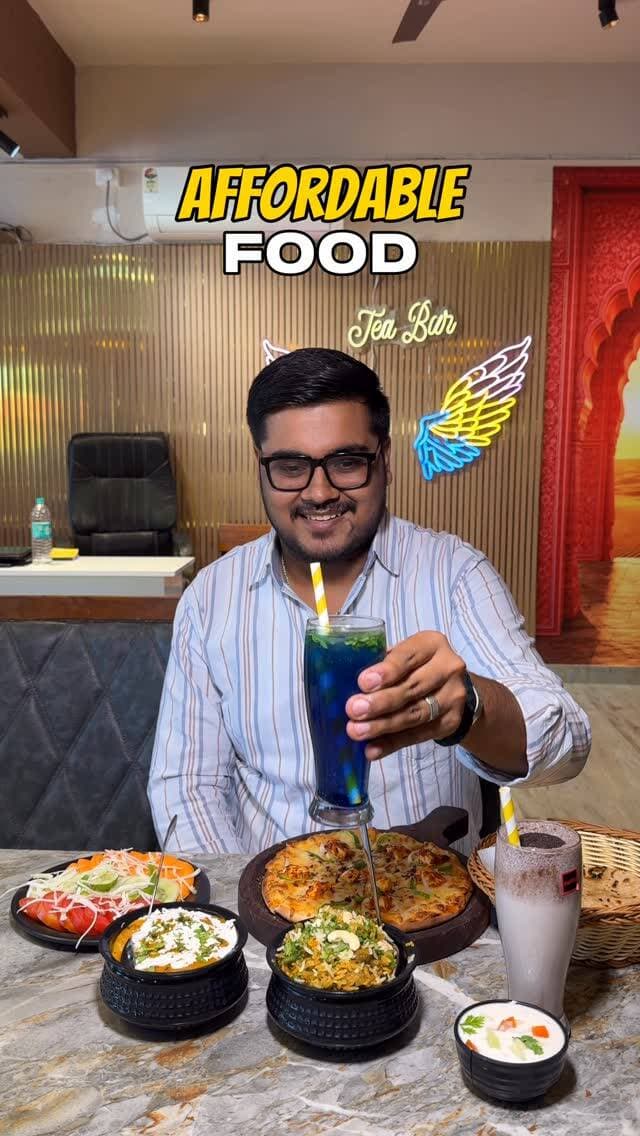 Tea bar and fine fresco restaurant is serving super delicious food at affordable prices in Udaipur ❤️
Must try -Veg tandoori panner pizza
Oreo shake
Veg Dum biryani