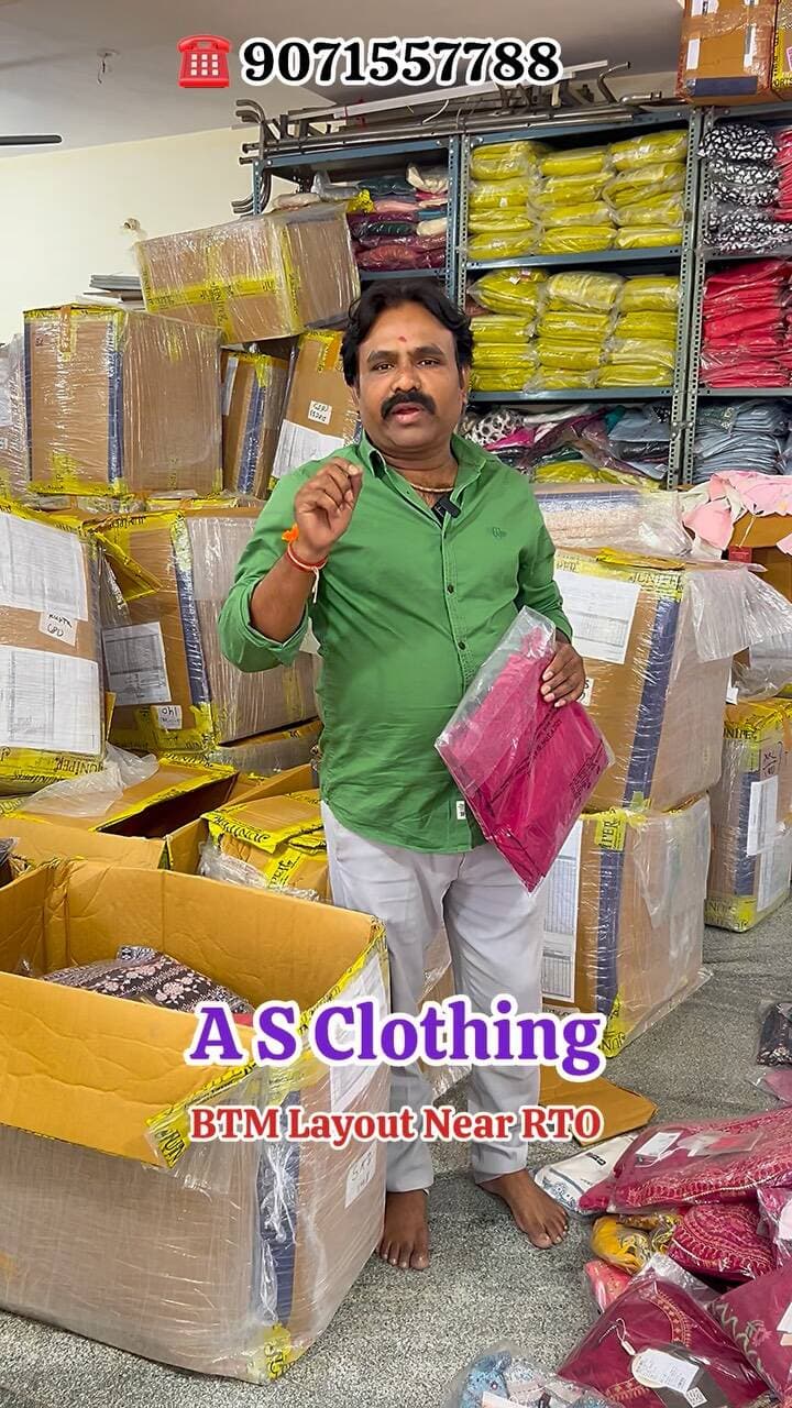 📌 @love_bengaluru
.
.
#brandedclothes #clothingstores #wholesalemarket #festivalclothing