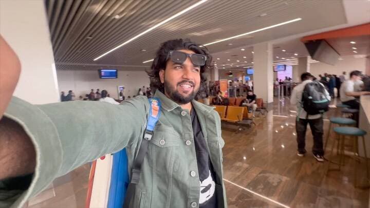 Full vlog uploaded on YouTube channel GujjuRider
Ultraviolet Bengaluru Event
#gujjurider #gujarat #ultraviolet #event #motovlog