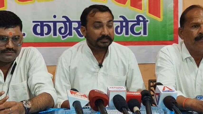 चित्रकूट- मन्दाकिनी नदी के अविरल धारा और घाटों में अतिक्रमण को लेकर कांग्रेस नेता आशुतोष द्विवेदी ने उठाए सवाल, आरोग्यधाम में बने स्विमिंग पुल, रिटर्निंग वाल सहित तमाम स्ट्रक्चर पर साधा निशाना