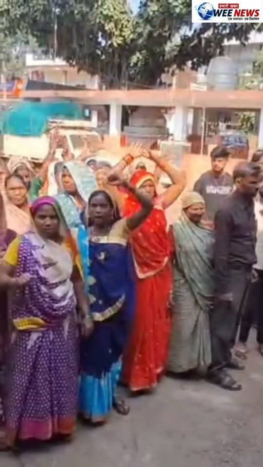 अवैध शराब बिक्री के विरोध में छपरा के ग्रामीणों का प्रदर्शन
सिहोरा थाने के सामने धरना, एसडीओपी और थाना प्रभारी को ज्ञापन सौंपकर कार्रवाई की मांग