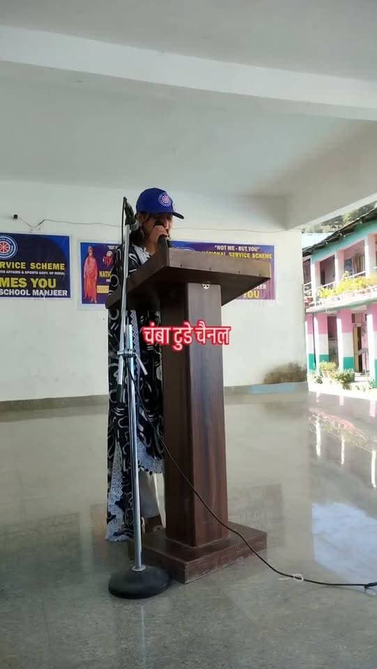 NSS कैंप में छात्रों ओर अध्यापकों के बीच कैसा रहा कैंप , छात्रा आप बीती ब्यां 😘 करती हुई
#himachalpradesh #viralvideo #chamba