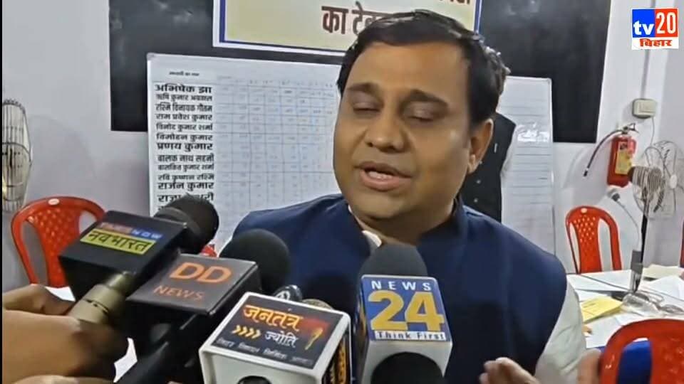 तिरहुत स्नातक सीट से निर्दलीय प्रत्याशी बंशीधर बृजवासी जीते