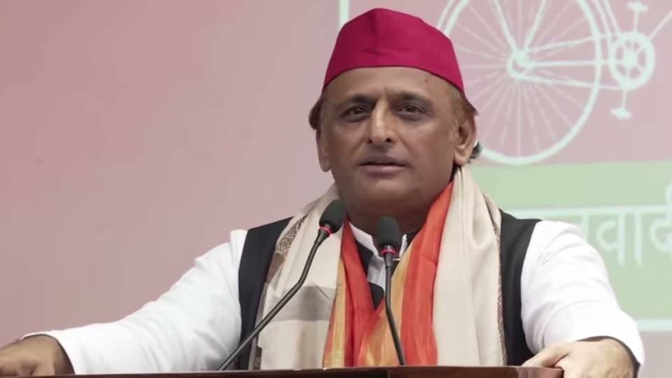 धर्मेन्द्र कश्यप के सपा में शामिल होने पर अखिलेश यादव ने कह दी बडी बात कहा उनके आने से ना केवल बरेली मंडल बल्कि पूरे उत्तर प्रदेश में पीडीए और मजबूत होगी