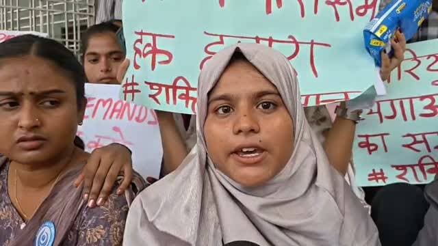 BRB कॉलेज में छात्राओं ने किया प्रदर्शन #samastipur #bihar #viral #trendingreels #trendingnow
