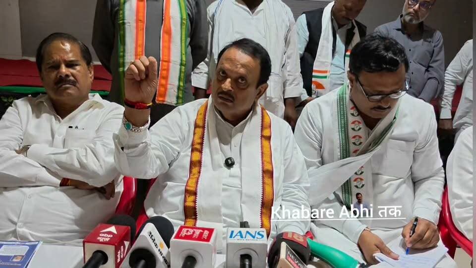 'वोट बचाओ–देश बचाओ’ महारैली को लेकर कांग्रेस का भाजपा पर निशाना, 1 नवंबर को दिल्ली में जुटेंगे कार्यकर्ता
#मऊ #कांग्रेस #SIR #खबरेंअभीतक #KhabareAbhiTak