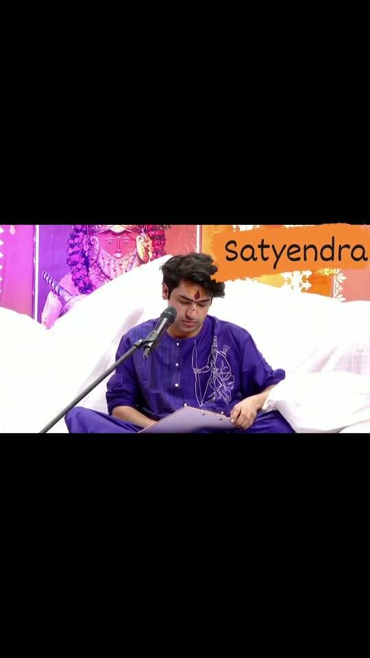शिवपुरी- आज दिव्य दरबार मे पिछोर का युबक पहुंचा था परिवार की अर्जी लेकर अर्जी हुई स्वीकार क्या कुछ कहा सुनिए👇👇
Karera, Shivpuri (M.P)
बागेश्वर धाम सरकार