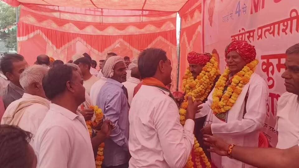 जिला परिषद खैरथल-तिजारा के वार्ड नंबर 12 के कांग्रेस प्रत्याशी संतोष योगेश कुमार का जनसंपर्क अभियान
खैरथल नगर परिषद के कांग्रेस सभापति प्रत्याशी ओमप्रकाश रोधा का भाजपा को लेकर बड़ा बयान दिल्ली में 46 लाख वोट काटे आज वोट काट रहे हैं कल सुविधा बंद करेंगे
#RajasthanNews #LatestNews #todaynews #Bhiwadi #Kotkasim #tijara #kotputli #khairtha #Baansur #alwar #Kisngardbaas #jaipur #jodpur #BMA Tika Ram Jully Bhanwar Jitendra Singh Sandeep Yadav MLA Ramhet Singh Yadav Lalit Yadav Bhai Imran Khan 24 Tv Network Rajasthan @