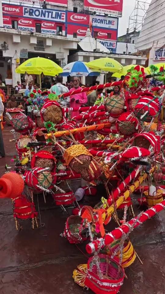 कर्तिकमास में बाबा बैद्यनाथ मंदीर का प्रातः दिव्य दर्शन करें। हर हर महादेव। 🙏