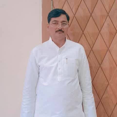 जयसिंहपुर: जयसिंहपुर में समाजवादी पार्टी की टिकट की दावेदारी को लेकर विपिन प्रकाश सिंह 'दीपक' का सामाजिक सक्रियता पर सवाल