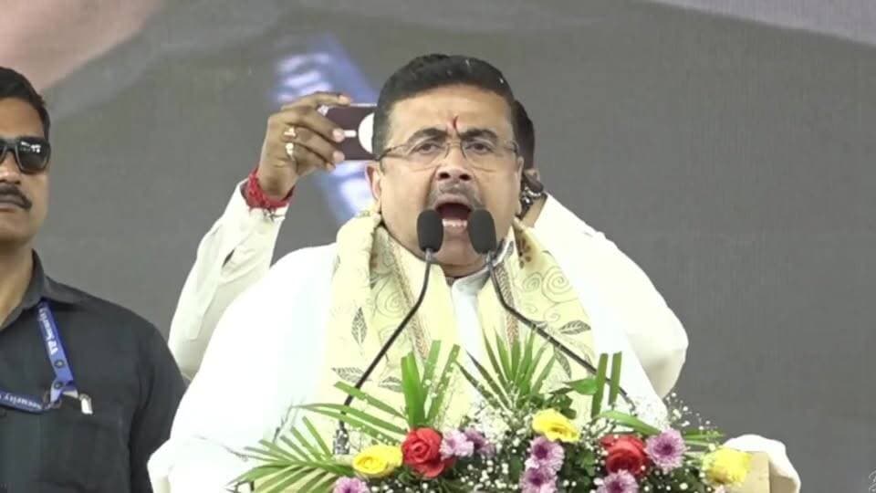 পশ্চিমবঙ্গ সরকারের বিশেষ জনপরিষেবা প্রদান কর্মসূচি মুখ্যমন্ত্রী শুভেন্দু অধিকারী।
তিস্তা ময়দান, কর্ণজোড়া, উত্তর দিনাজপুর
