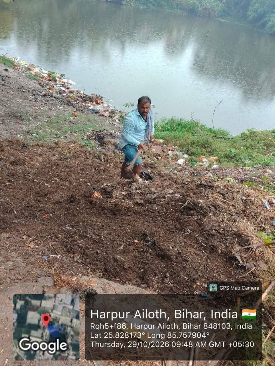 छठ महापर्व 2026 | स्वच्छ एवं सुंदर छठ घाट, समस्तीपुर 🌞🙏
छठ महापर्व के मद्देनज़र जिला प्रशासन समस्तीपुर के सौजन्य से औद्योगिक क्षेत्र, हरपुर ऐलोथ स्थित पोखर की साफ-सफाई का कार्य कराया जा रहा है, ताकि श्रद्धालुओं को स्वच्छ, सुरक्षित एवं सुव्यवस्थित वातावरण में छठ पूजा करने की सुविधा मिल सके।
स्वच्छ घाट, सुरक्षित छठ — यही जिला प्रशासन समस्तीपुर का संकल्प है। 🌿
#छठमहापर्व2026 #छठपूजा #स्वच्छछठघाट #जिलाप्रशासनसमस्तीपुर #समस्तीपुर #स्वच्छताहीसेवा #लोकआस्था