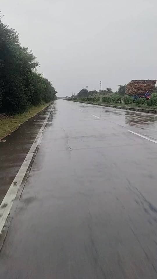 जिला यमुनानगर में हो रही सुबह से ही बरसात, कमेंट कर कर बताएं आज कहां-कहां बरसात हो रही है
