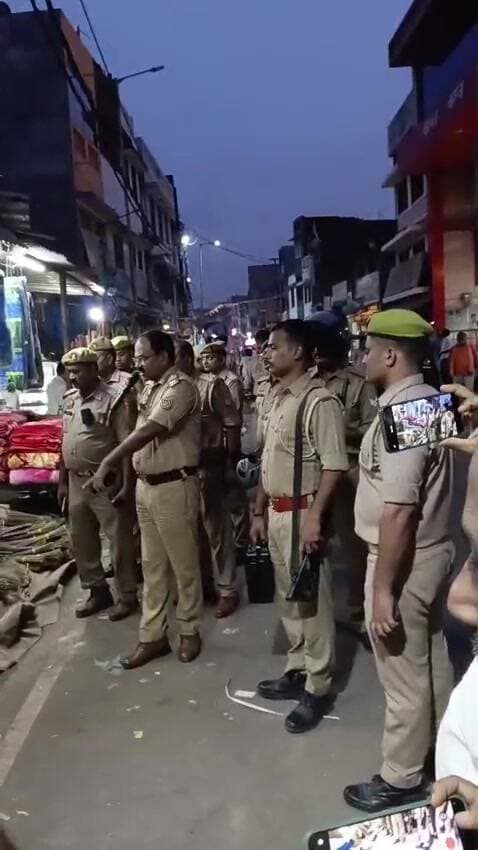 बांसी: बांसी में दीपावली से पहले बाजार में अतिक्रमण हटाने और पटाखों के भंडारण पर कड़ी कार्रवाई