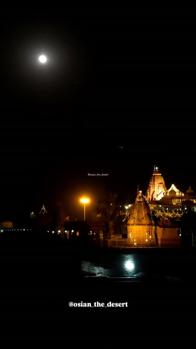 😍 #ओसियां में #Moon 🤩
#reelsinstagram #explorepage #trending