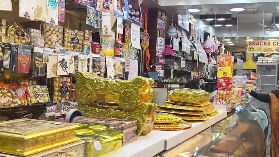 सोलन:जानिए करवाचौथ और दिवाली को लेकर कैसा है बाजार में माहौल...